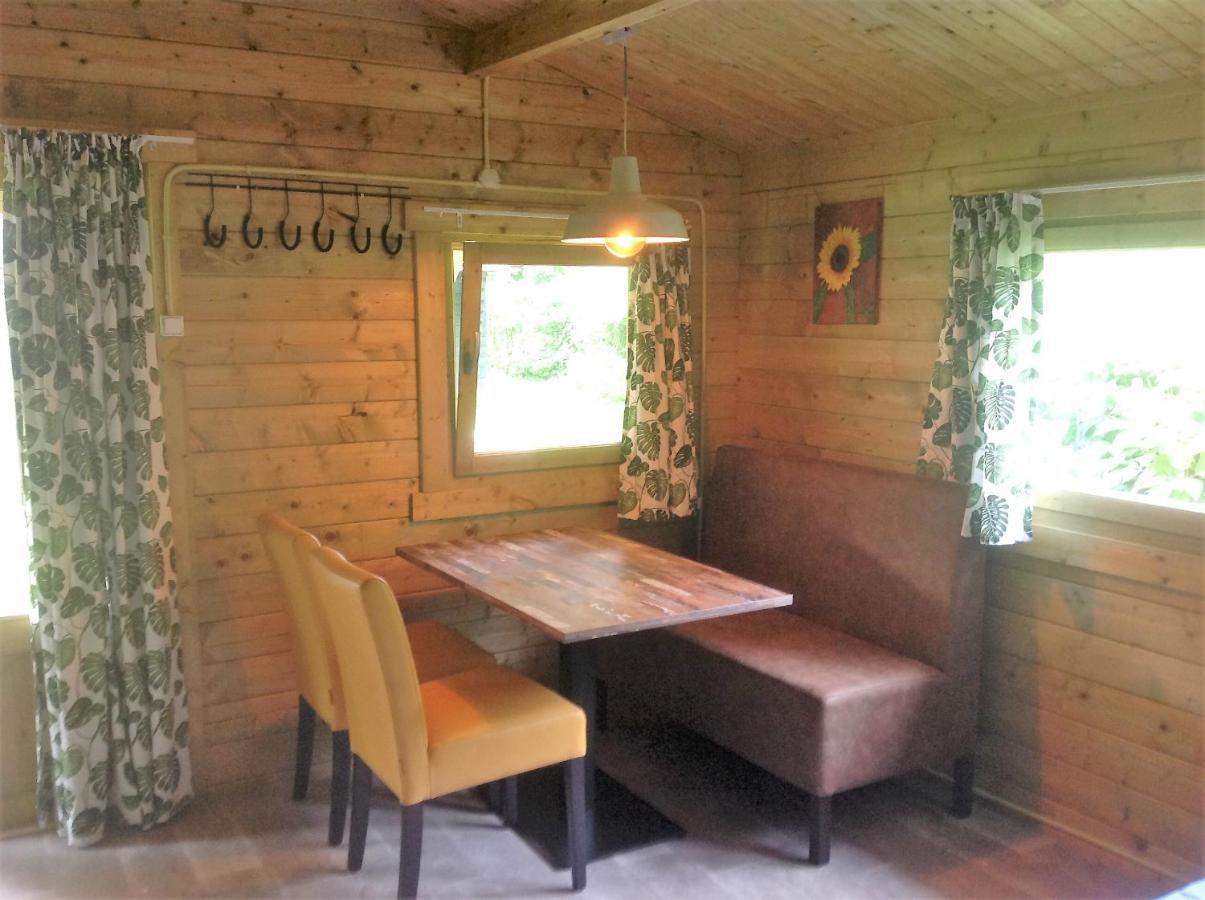 Camping Het Bosbad Emmeloord Exterior foto