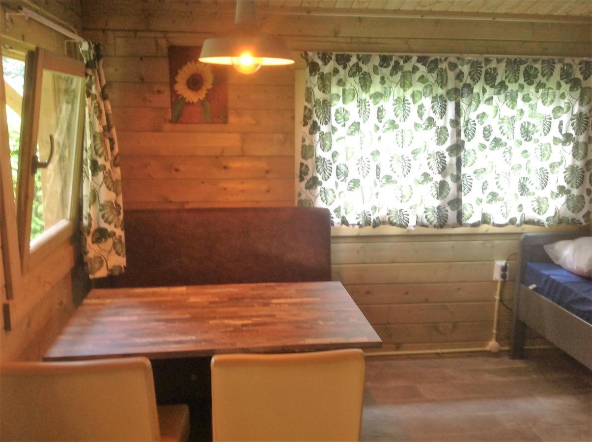 Camping Het Bosbad Emmeloord Exterior foto