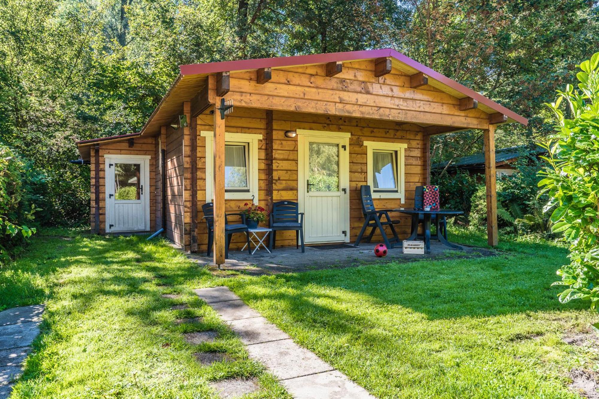 Camping Het Bosbad Emmeloord Exterior foto